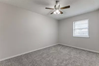 3921 Ambassador Way, Balch Springs, TX 75180 - Photo 16