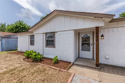 3921 Ambassador Way, Balch Springs, TX 75180 - Photo 2