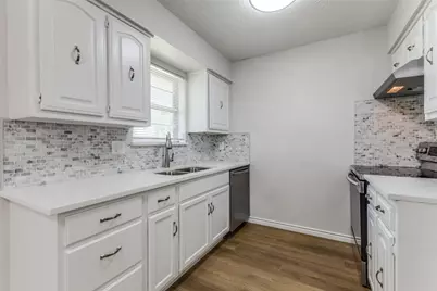 3921 Ambassador Way, Balch Springs, TX 75180 - Photo 8