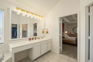 3321 Kendall Ln, Irving, TX 75062 - Photo 22