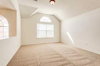 4500 Shady Hollow Drive, Fort Worth, TX 76123 - Photo 16