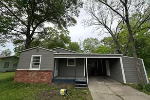 106 Circle Dr, Bogata, TX 75417 - Photo 4