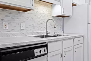 8109 Skillman St, Dallas, TX 75231 - Photo 6