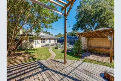 6150 Ravendale Lane, Dallas, TX 75214 - Photo 12