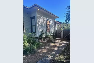 112 N Grand Avenue, Sherman, TX 75090 - Photo 2