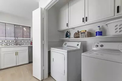 9402 Moss Farm Lane, Dallas, TX 75243 - Photo 16