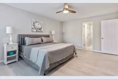 9402 Moss Farm Lane, Dallas, TX 75243 - Photo 10
