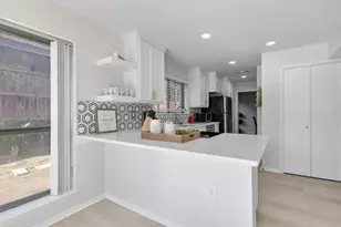 9402 Moss Farm Ln, Dallas, TX 75243 - Photo 12