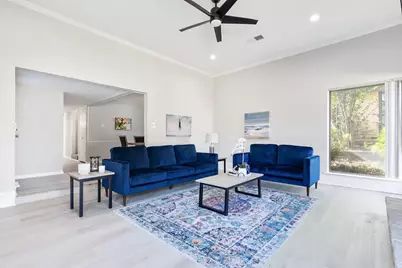 9402 Moss Farm Lane, Dallas, TX 75243 - Photo 20