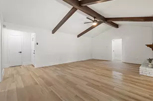 241 Wesley Dr, DeSoto, TX 75115 - Photo 4