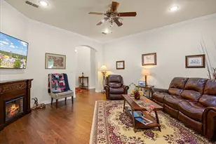 6921 Westover Dr, Granbury, TX 76049 - Photo 6