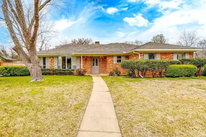 2426 Nottingham Place, Grand Prairie, TX 75050 - Photo 1