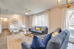 2426 Nottingham Pl, Grand Prairie, TX 75050 - Photo 4