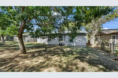 1404 SE 12th Street, Mineral Wells, TX 76067 - Photo 26