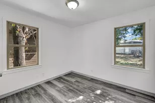 1404 SE 12th St, Mineral Wells, TX 76067 - Photo 14