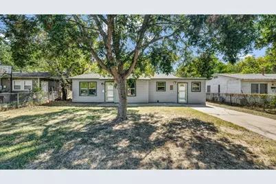 1404 SE 12th Street, Mineral Wells, TX 76067 - Photo 2