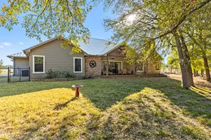613 Bone Rd, Valley Mills, TX 76689 - Photo 8