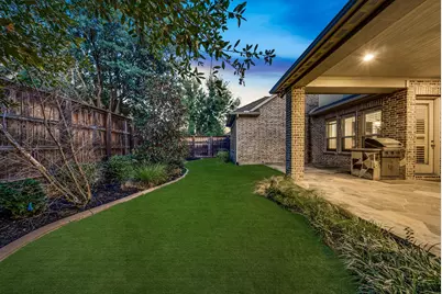 679 Flagstone Drive, Irving, TX 75039 - Photo 8