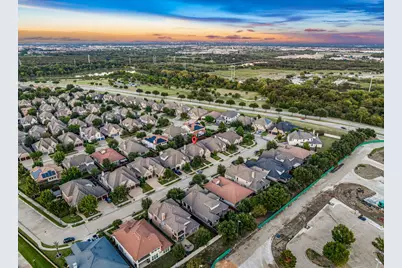 679 Flagstone Drive, Irving, TX 75039 - Photo 10