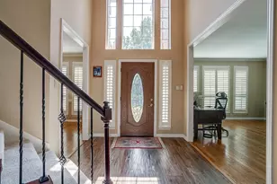 2801 Pomponessett Dr, Arlington, TX 76001 - Photo 2