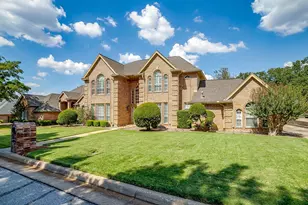 2801 Pomponessett Dr, Arlington, TX 76001 - Photo 1