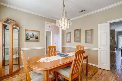 2801 Pomponessett Drive, Arlington, TX 76001 - Photo 8