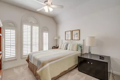 2801 Pomponessett Drive, Arlington, TX 76001 - Photo 30