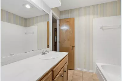 105 Alsbury Boulevard, Burleson, TX 76028 - Photo 24