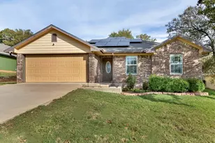 1803 Woodland Park Dr, Denison, TX 75020 - Photo 1