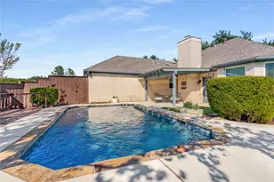 2401 Manchester Dr, Carrollton, TX 75006 - Photo 28