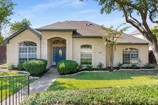 2401 Manchester Dr, Carrollton, TX 75006 - Photo 1