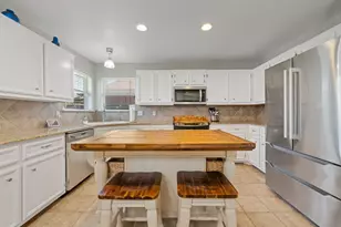 2800 Concho Bend Dr, Waco, TX 76712 - Photo 10