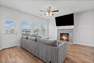 341 Saltmeadow Ln, Red Oak, TX 75154 - Photo 12