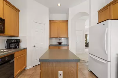 10903 Robincreek Lane, Frisco, TX 75035 - Photo 8