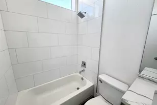 1931 N Prairie Ave, Dallas, TX 75204 - Photo 22