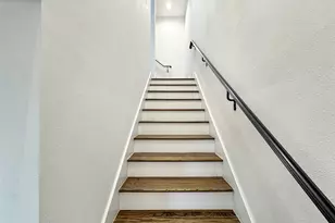 1931 N Prairie Ave, Dallas, TX 75204 - Photo 12