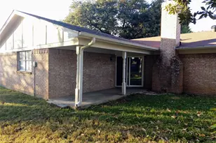 2104 Green Apple Ln, Arlington, TX 76014 - Photo 18