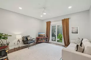 3926 Holland Ave, Dallas, TX 75219 - Photo 10