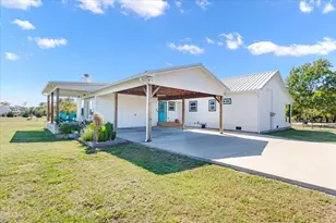 3050 Wolf Front Rd, Van Alstyne, TX 75495 - Photo 24