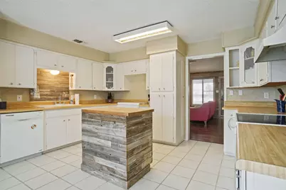 1312 Robyn Road, Azle, TX 76020 - Photo 10