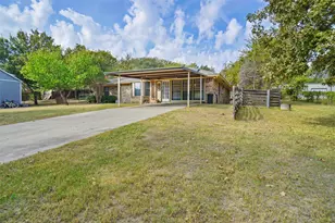 1312 Robyn Rd, Azle, TX 76020 - Photo 2