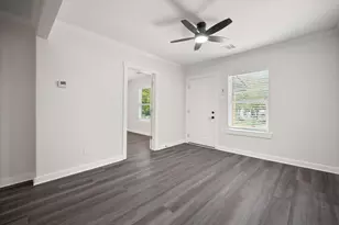 3824 Stuart Dr, Fort Worth, TX 76110 - Photo 6