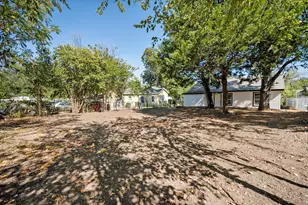 3824 Stuart Dr, Fort Worth, TX 76110 - Photo 24