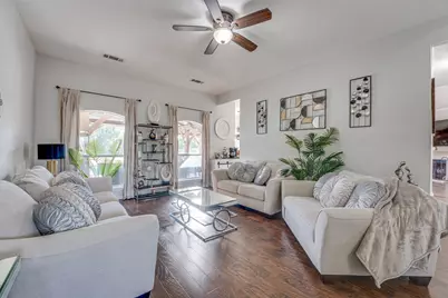 300 Springfield Lane, Red Oak, TX 75154 - Photo 6