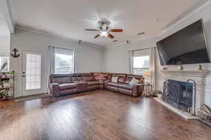 300 Springfield Ln, Red Oak, TX 75154 - Photo 12