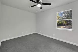 4310 Lucero Dr, Granbury, TX 76048 - Photo 16