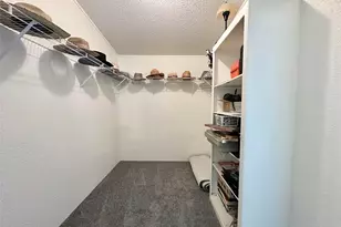 912 Partridge Ct, Granbury, TX 76049 - Photo 14