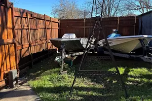 400 Vernet St, Richardson, TX 75080 - Photo 16