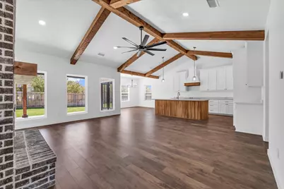 960 Gallant Fox Road, Hewitt, TX 76643 - Photo 6