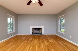 6401 Drury Ln, Fort Worth, TX 76116 - Photo 8